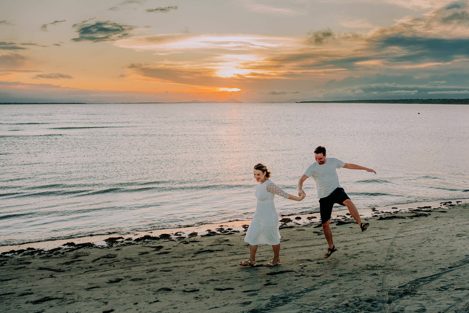 Foto Deborah e Luciano - Pré Casamento na Ilha do Mel - Imagem 3