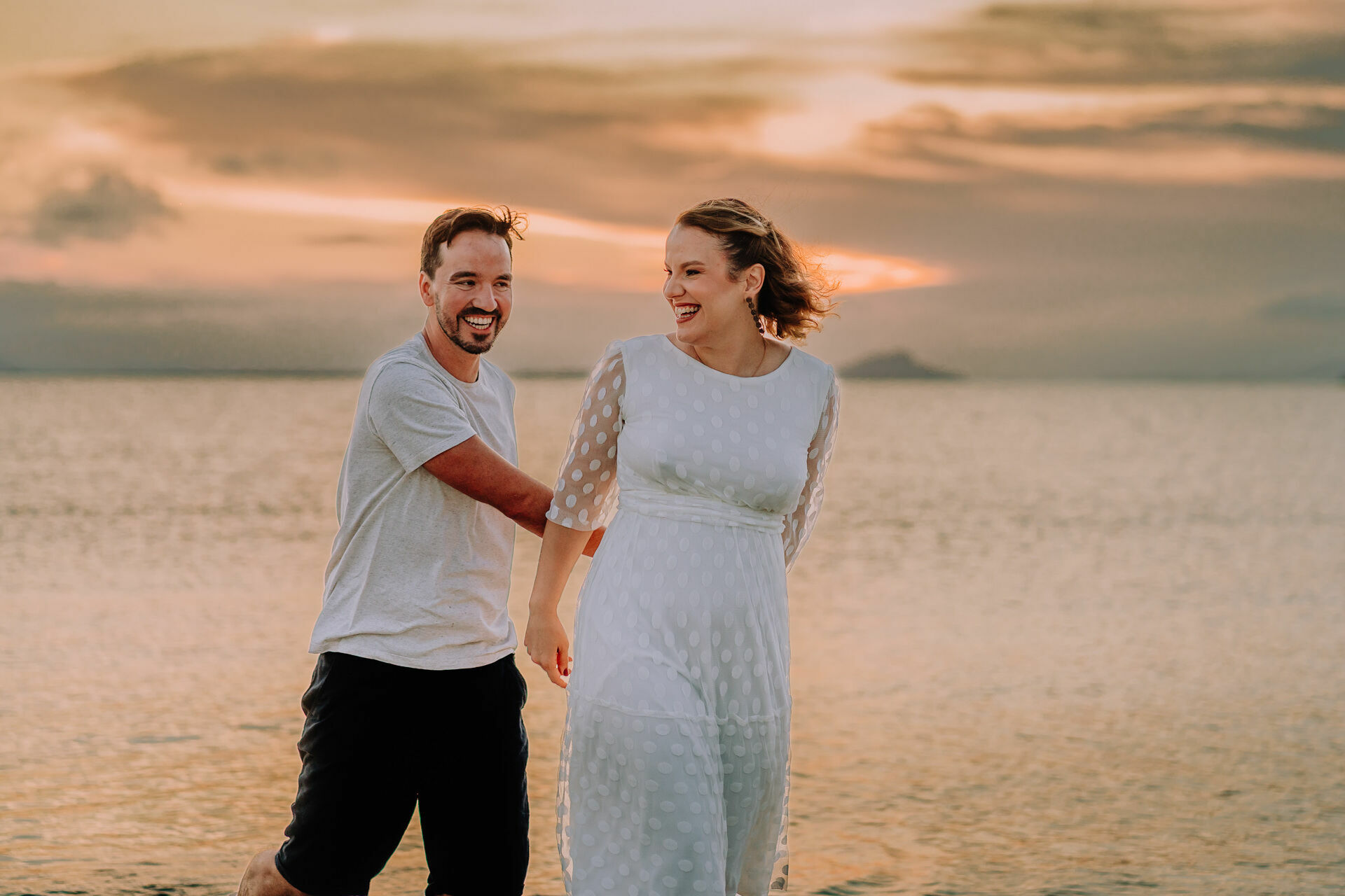 Foto Deborah e Luciano - Pré Casamento na Ilha do Mel - Imagem 10